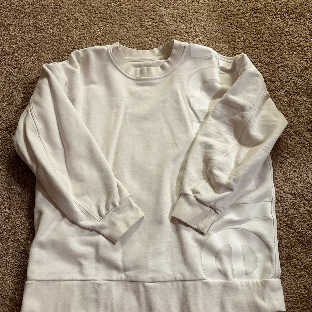 lululemon perfectly oversized crewneck logo